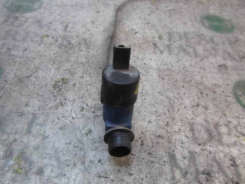 Recambio de bomba limpia para renault clio iii confort expression referencia OEM IAM   