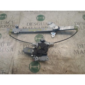 ELEVALUNAS TRASERO DERECHO 