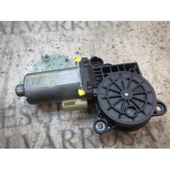 MOTOR ELEVALUNAS DELANTERO DERECHO 