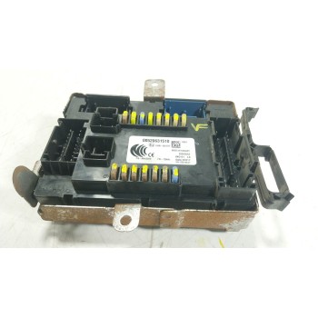 CAJA RELES / FUSIBLES 52063151 00520631510 