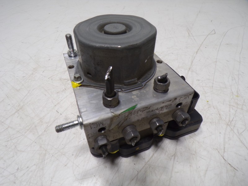 Recambio de abs para renault clio iv 0.9 tce energy bivalent. gasolina / gpl referencia OEM IAM 476607694R 0265290289 