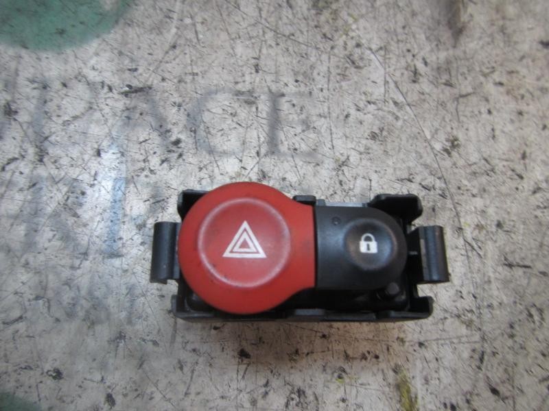 Recambio de warning para renault clio iii confort expression referencia OEM IAM   
