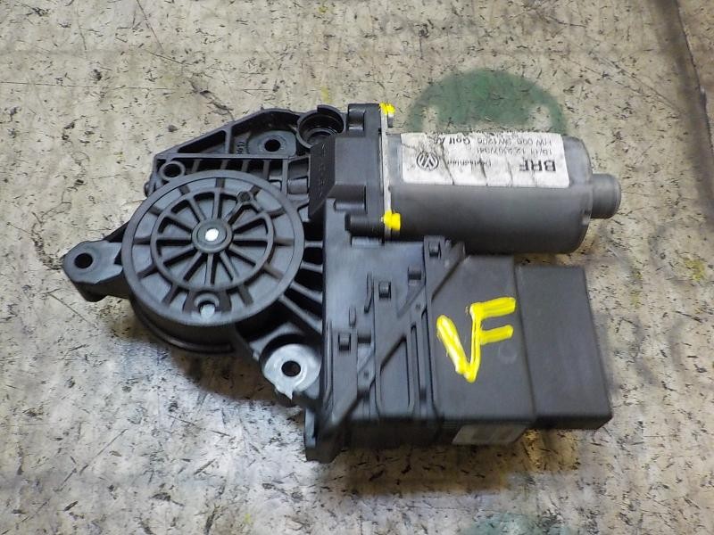 Recambio de motor elevalunas trasero derecho para volkswagen golf v berlina (1k1) 2.0 tdi referencia OEM IAM   