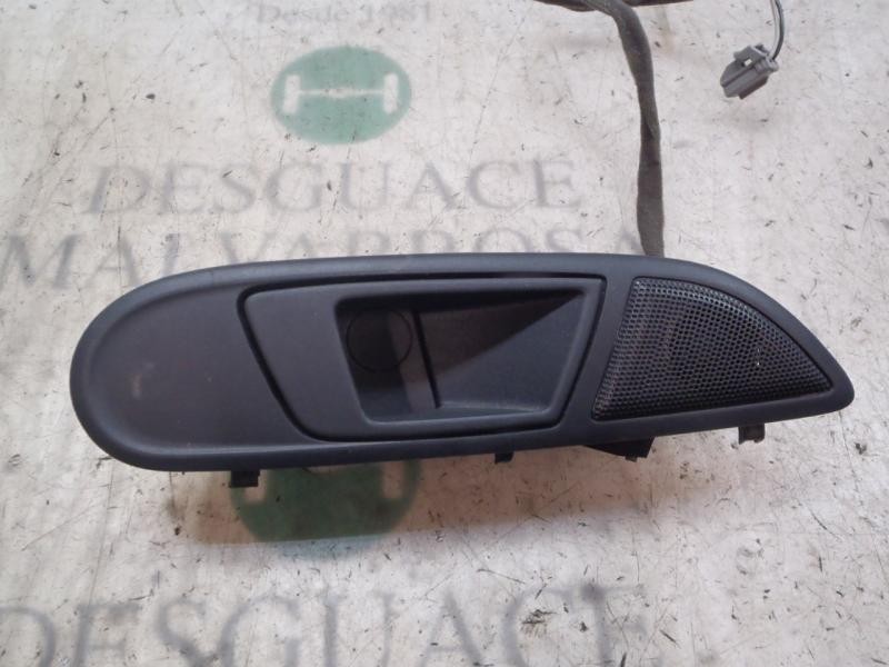 Recambio de maneta interior delantera derecha para ford fiesta (cb1) trend referencia OEM IAM 1686129  