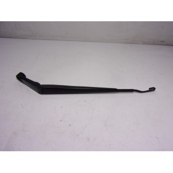 BRAZO LIMPIA DELANTERO IZQUIERDO 8522116220 