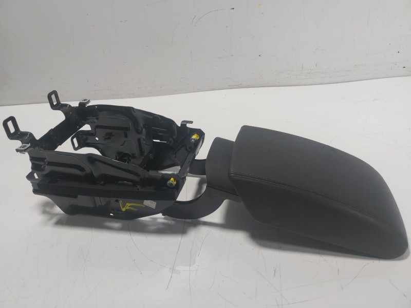 Recambio de apoyabrazos central para audi q5 (8rb) 2.0 tdi referencia OEM IAM 8R0864207F 8R0864283A 