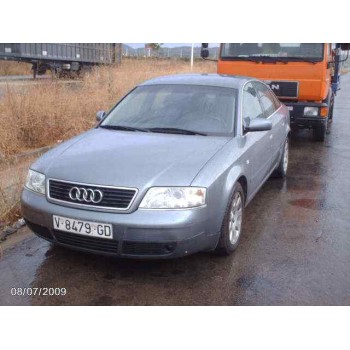 AUDI A6 BERLINA (4B2)