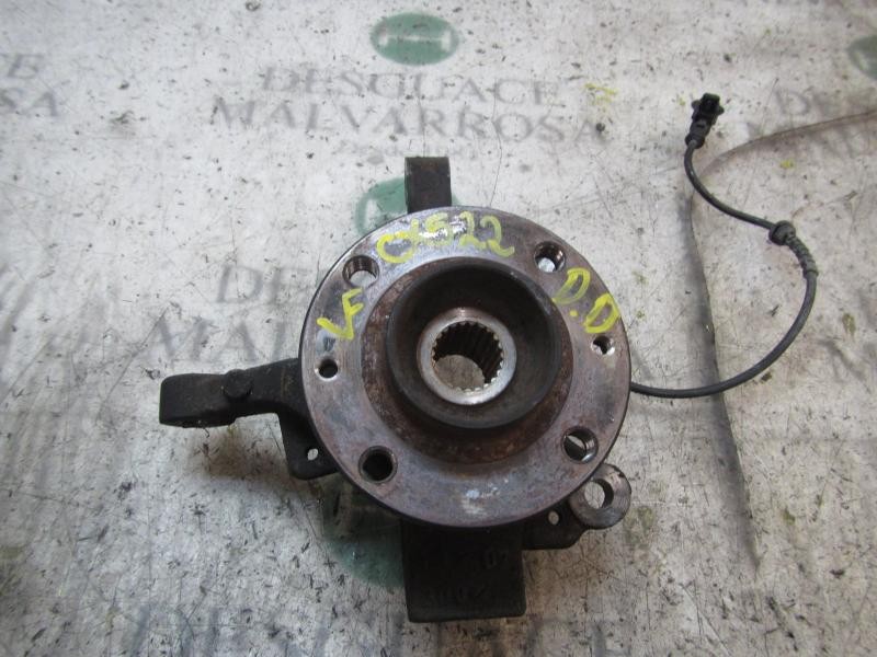 Recambio de mangueta delantera derecha para renault clio iii confort expression referencia OEM IAM   