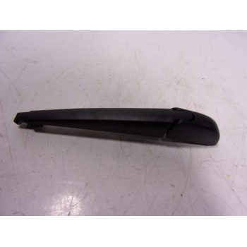 BRAZO LIMPIA TRASERO 8524116060 