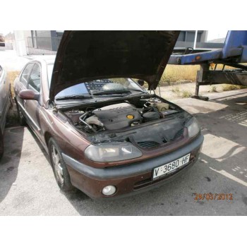 RENAULT LAGUNA (B56)