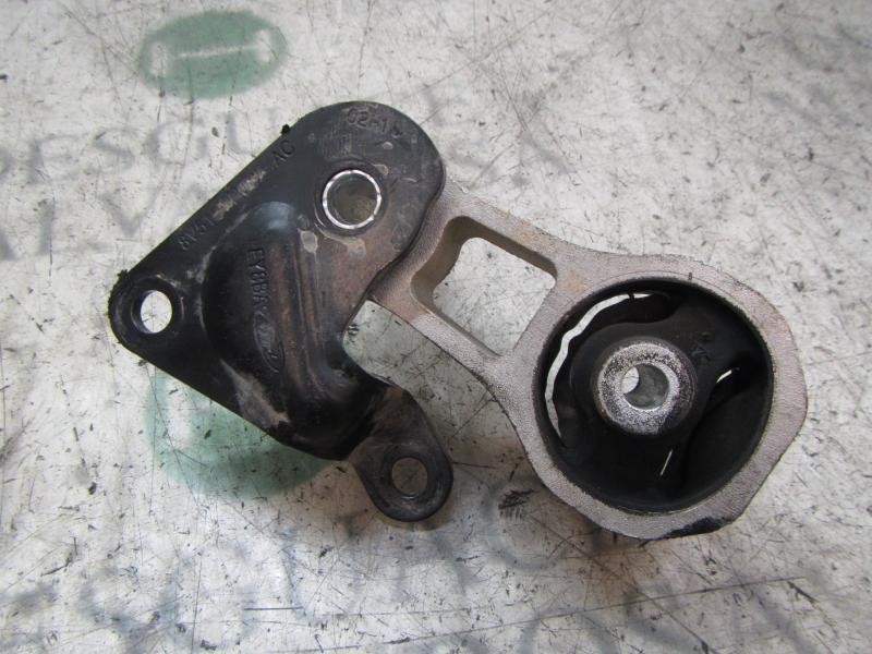 Recambio de soporte motor trasero para ford fiesta (cb1) trend referencia OEM IAM 2282065  