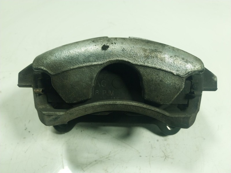 Recambio de pinza freno delantera derecha para audi a3 sportback (8ya, 8yf) 30 tdi referencia OEM IAM 8V0615124D  