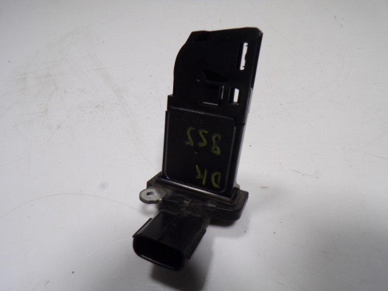 Recambio de caudalimetro para toyota auris 1.4 turbodiesel cat referencia OEM IAM 2220426010 2220426010 