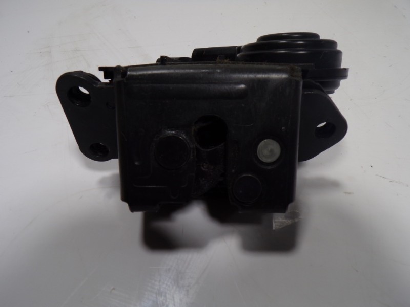 Recambio de cerradura maletero / porton para toyota auris 1.4 turbodiesel cat referencia OEM IAM 6935002080 22981 