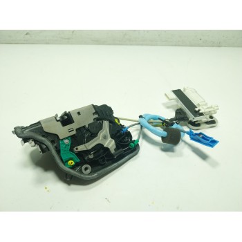 CERRADURA PUERTA TRASERA DERECHA 51227477704 5122747770404 