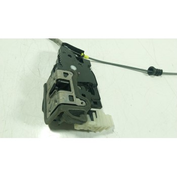 CERRADURA PUERTA DELANTERA DERECHA A0997202002 A0997202002