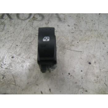 MANDO ELEVALUNAS TRASERO IZQUIERDO 