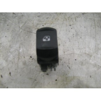 MANDO ELEVALUNAS DELANTERO DERECHO 