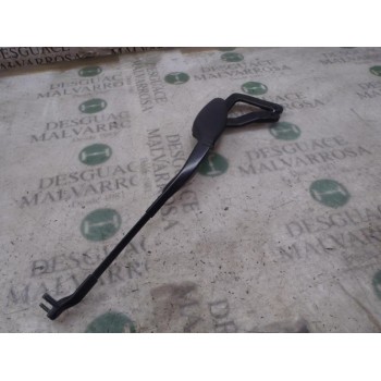 BRAZO LIMPIA DELANTERO DERECHO A2118200444 