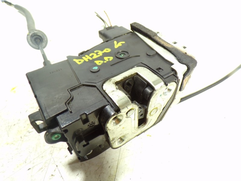 Recambio de cerradura puerta delantera derecha para hyundai ix20 1.4 crdi cat referencia OEM IAM 813201K020  