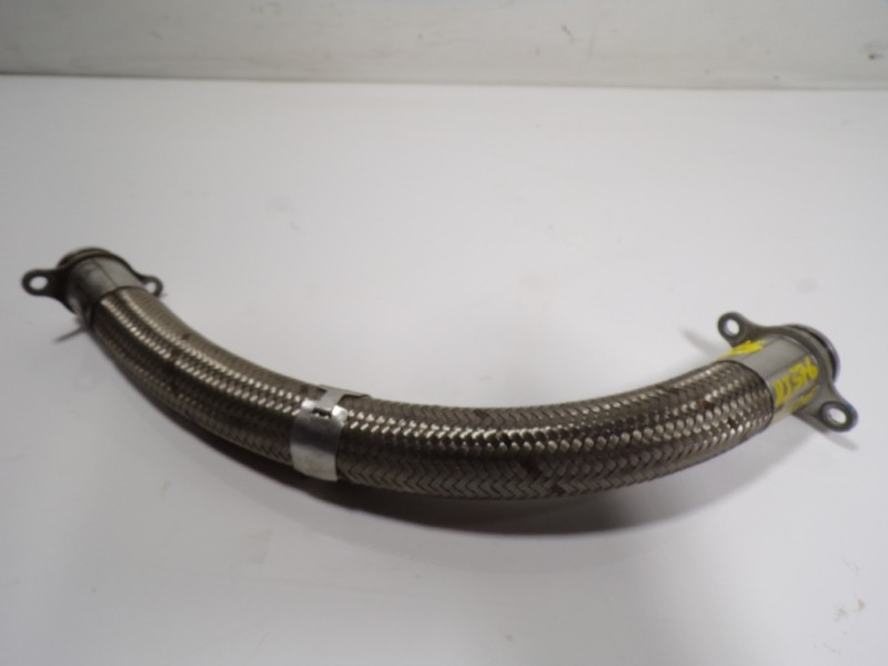 Recambio de tubo para mclaren 570s spider p13 referencia OEM IAM  11F2163CP 