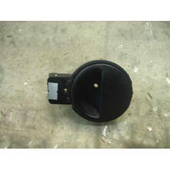 MANETA INTERIOR DELANTERA IZQUIERDA 