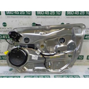 ELEVALUNAS DELANTERO DERECHO A2047200679 