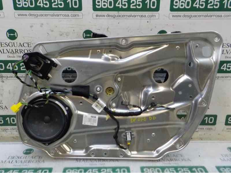 Recambio de elevalunas delantero derecho para mercedes-benz clase c (w204) berlina 2.2 cdi cat referencia OEM IAM A2047200679  