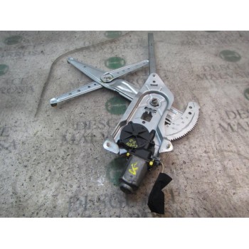 ELEVALUNAS DELANTERO DERECHO 