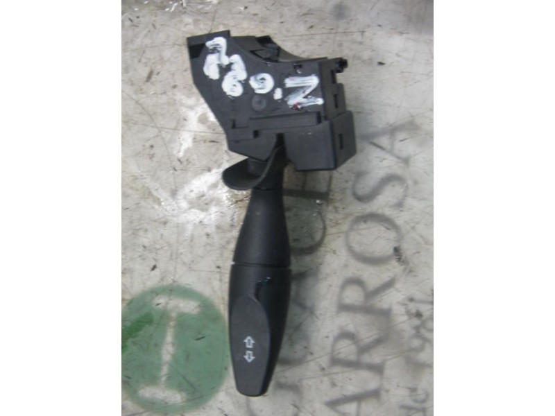 Recambio de mando intermitentes para ford fiesta (cbk) ghia referencia OEM IAM   
