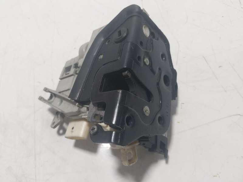 Recambio de cerradura puerta trasera derecha para audi q5 (8rb) 2.0 tdi referencia OEM IAM 8K0839016C 8K0839016C 