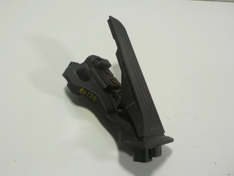 Recambio de potenciometro pedal para volkswagen scirocco (137) 2.0 tdi (103kw) referencia OEM IAM 1K1721503AS 1K1721503L 6PV0086