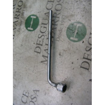 LLAVE RUEDA 