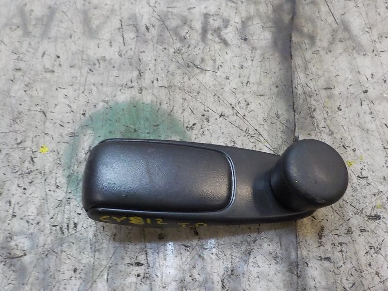 Recambio de maneta elevalunas trasera derecha para citroën c3 business referencia OEM IAM 9240F4  