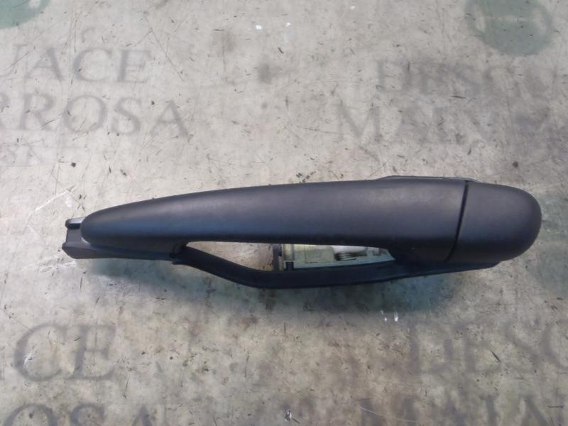 Recambio de maneta exterior trasera izquierda para bmw serie 3 berlina (e46) 318i referencia OEM IAM 51218216125  