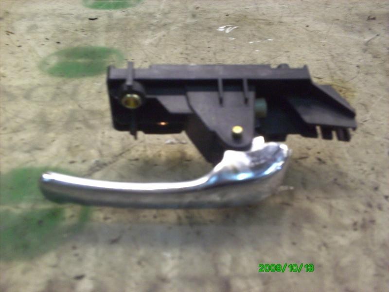 Recambio de maneta interior delantera derecha para alfa romeo 166 2.4 jtd referencia OEM IAM   