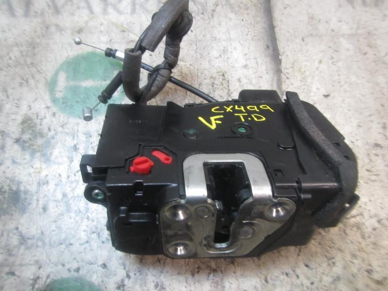 Recambio de cerradura puerta trasera derecha para hyundai ix20 1.6 crdi cat referencia OEM IAM 814201K000  