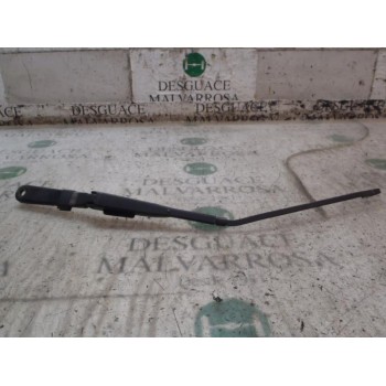 BRAZO LIMPIA DELANTERO DERECHO 