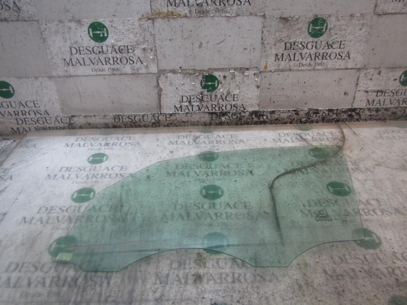 Recambio de cristal puerta delantero izquierdo para hyundai ix20 1.6 crdi cat referencia OEM IAM 824101P000  