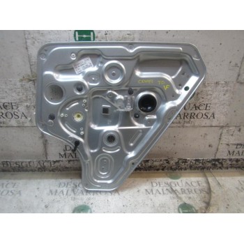 ELEVALUNAS TRASERO DERECHO 834811K010 