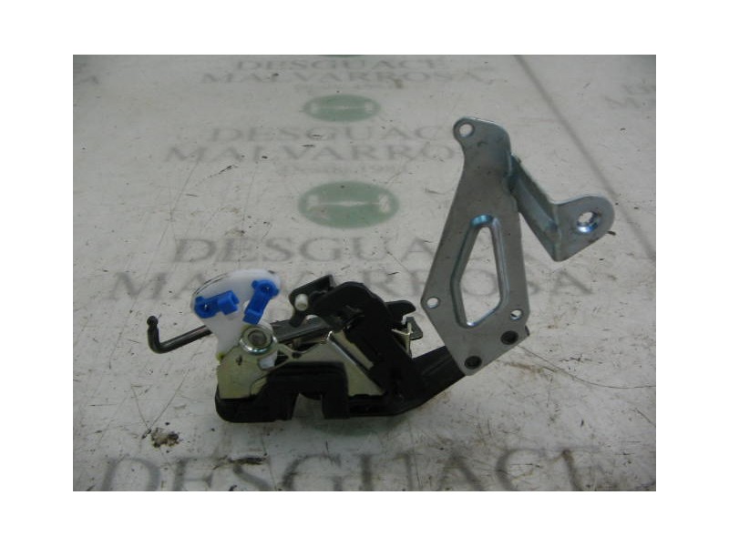 Recambio de cerradura puerta trasera izquierda para hyundai accent (lc) crdi gl referencia OEM IAM 8141025030  