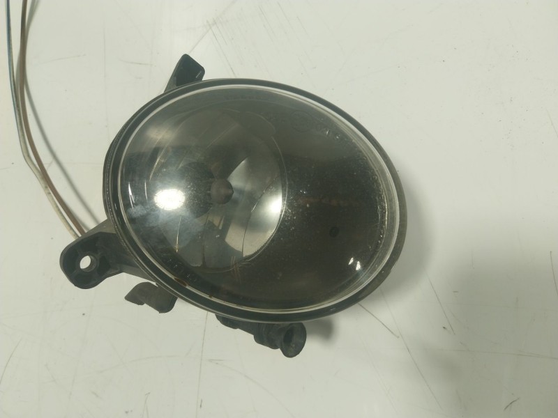 Recambio de faro antiniebla derecho para audi q5 (8rb) 2.0 tdi referencia OEM IAM 8T0941700B  