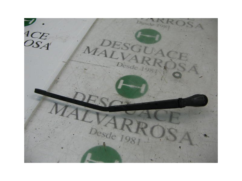 Recambio de brazo limpia trasero para hyundai accent (lc) crdi gl referencia OEM IAM 9881025050  