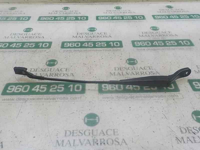 Recambio de brazo limpia delantero izquierdo para peugeot 208 1.4 hdi fap referencia OEM IAM 1608393180  