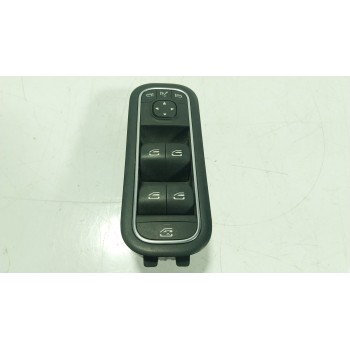 MANDO ELEVALUNAS DELANTERO IZQUIERDO A1679050101 A1679050101 