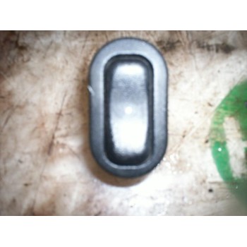 MANDO ELEVALUNAS DELANTERO DERECHO 