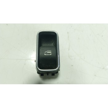 MANDO ELEVALUNAS TRASERO DERECHO A1679050201 A1679050201 