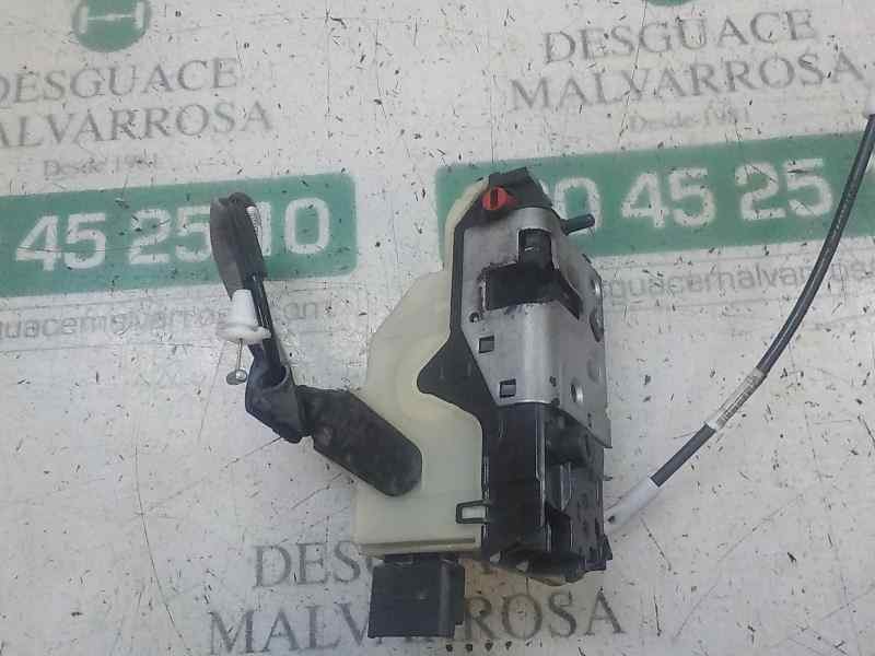 Recambio de cerradura puerta trasera derecha para peugeot 208 1.4 hdi fap referencia OEM IAM 9688080780  
