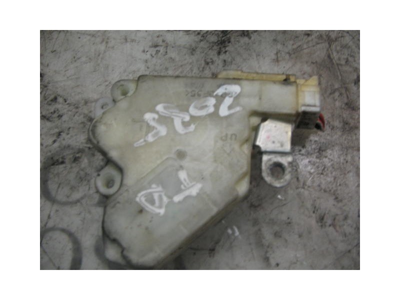 Recambio de motor c/c trasero derecho para nissan almera (n16/e) visia referencia OEM IAM   