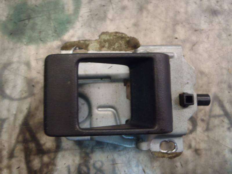 Recambio de maneta interior delantera izquierda para land rover freelander (ln) e familiar referencia OEM IAM   